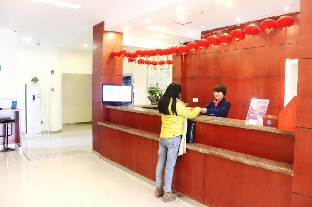 Hanting Hotel Yibin Zhongshan Street Exteriér fotografie